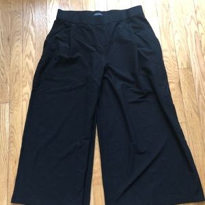 Eileen Fisher black cropped palazzo pants size M